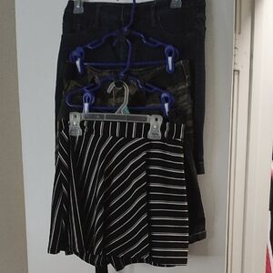 4 Skirts For $20, Each Is $5